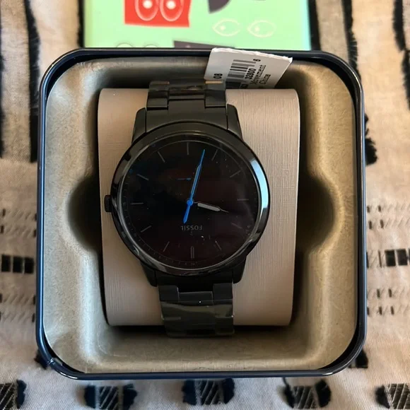 Fossil | Accessories | Nwt Fossil Watch | Poshmark display picture 2